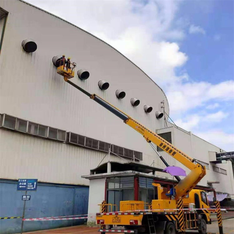 景宁县高空作业车出租服务：专业广告牌安装解决方案