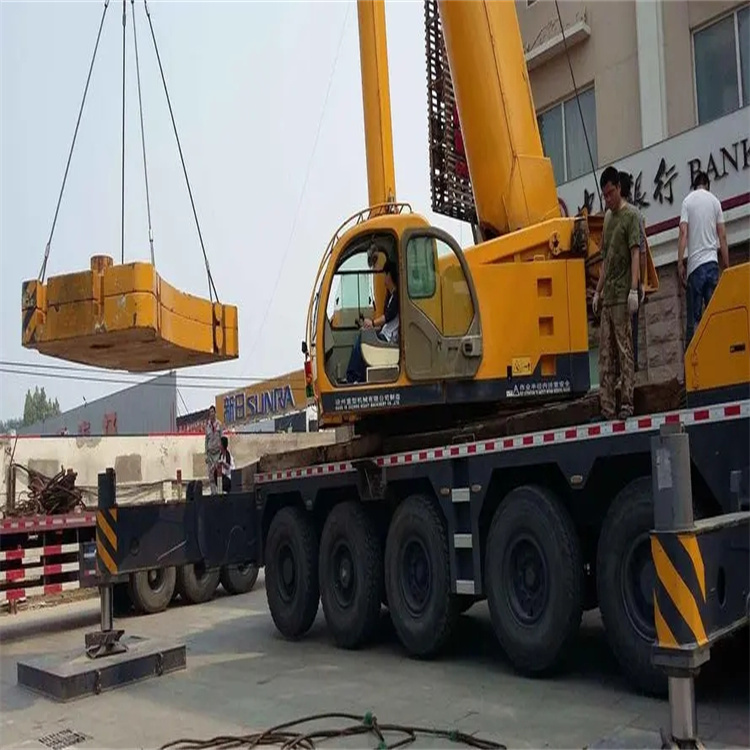 景宁县当地吊车出租|机器吊装|75吨|工厂搬迁服务